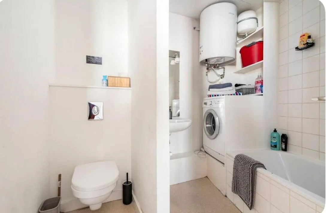 Place De La Liberte 2 Bedroom Apartment Brussels